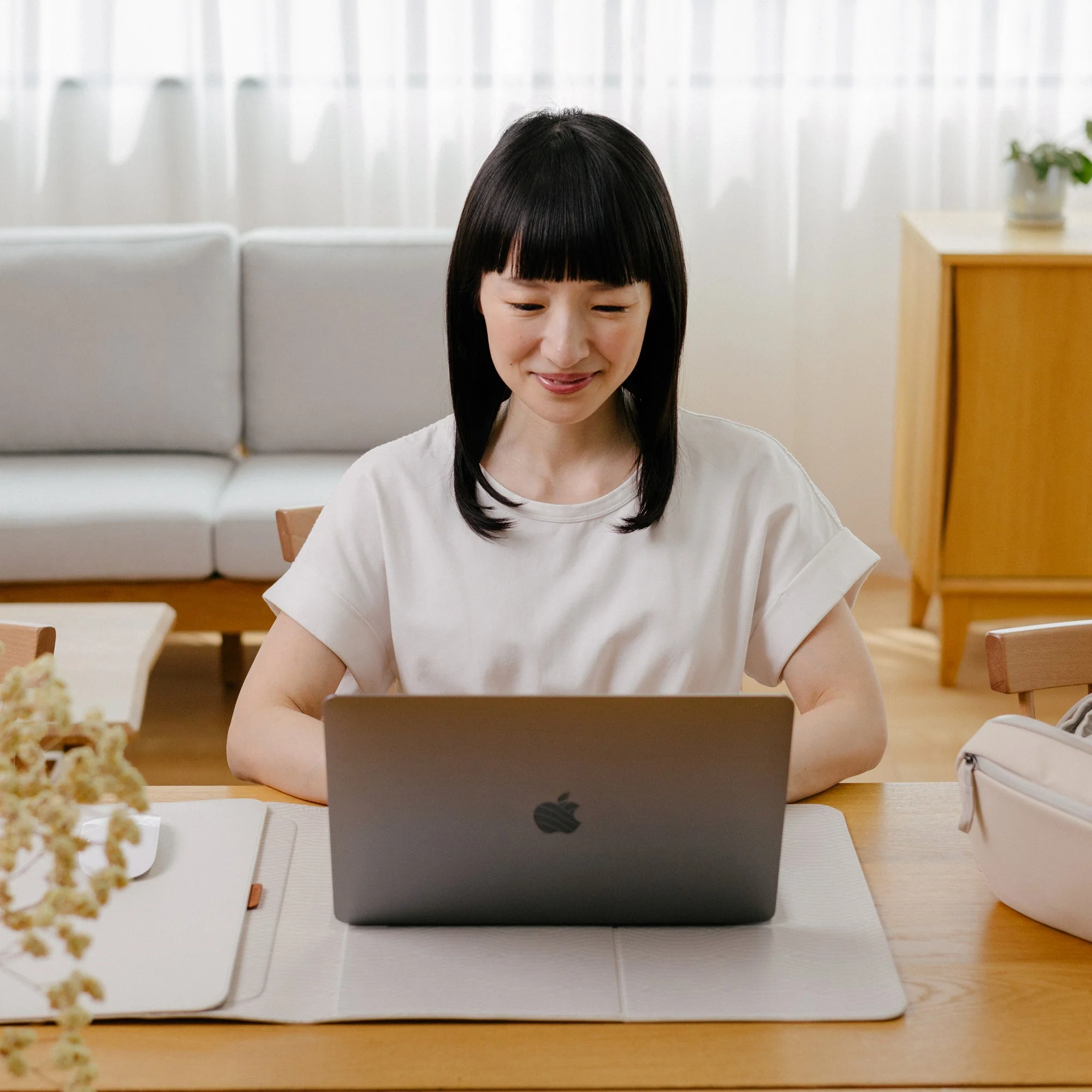 KonMari | Orbitkey Hybrid Laptop Sleeve 14" - Image 4